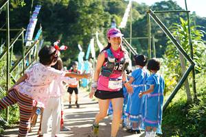 BIB: 1600
                            <button type="button" onclick="openModal(19046759)" class="btn btn-primary btn-sm float-right btn-popup" data-toggle="modal" data-target=".modal-high-quality">
                        <i class="fas fa-shopping-cart"></i> Add to Cart
                    </button>
                                            <button type="button" onclick="isThisMe(19046759, true)" class="btn btn-success btn-sm float-right btn-popup btn-isme hidden" data-toggle="tooltip" data-placement="bottom" title="นี่คือรูปของคุณใช่ไหม คลิกที่นี่เพื่อเอาเข้าอัลบั้ม">
                        <i class="fas fa-plus"></i> Add to album
                    </button>
                    <button type="button" onclick="isThisMe(19046759, false)" class="btn btn-warning btn-sm float-right btn-popup btn-isnotme hidden">
                        <i class="fas fa-ban"></i> Remove from album
                    </button>